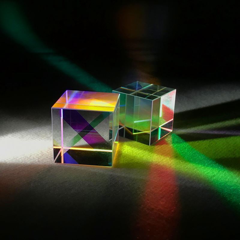 2pcs Creative Gifts Light Cube Prism Color Six-sided Rainbow Photo Photography 15*15*15mm